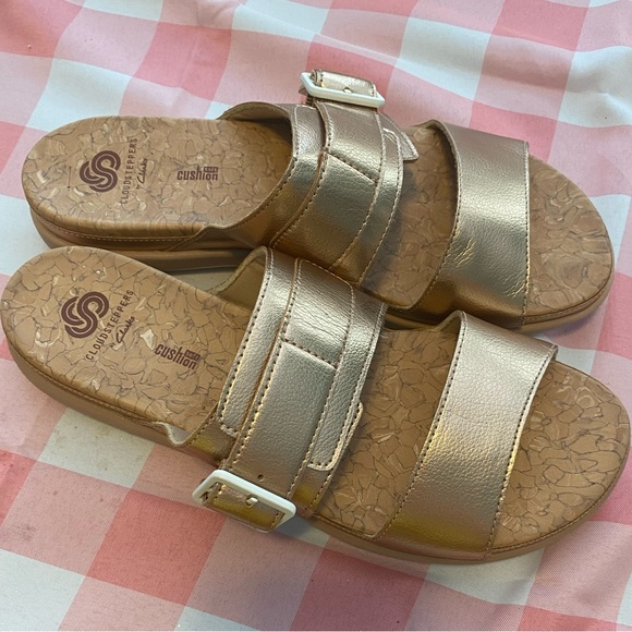 Cloudsteppers by Clarks June Tide sandals in Rose Gold 8.5W - Picture 3 of 5